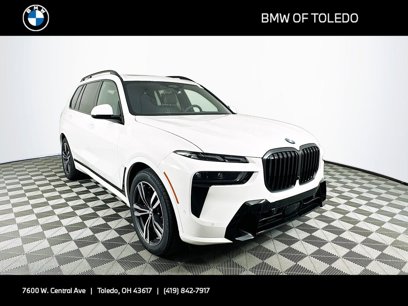 New 2025 BMW X7 xDrive40i w/ M Sport Package
