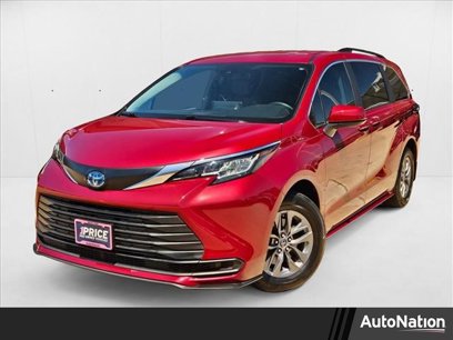 Used 2023 Toyota Sienna LE