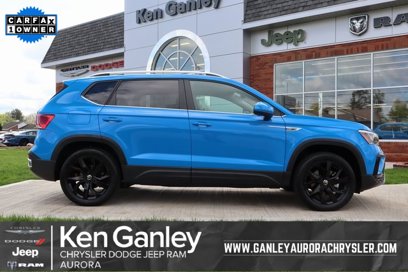Used 2023 Volkswagen Taos SE w/ Panoramic Sunroof Package