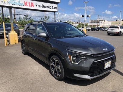 Used 2023 Kia Niro SX Touring