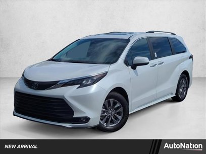 Certified 2025 Toyota Sienna XLE