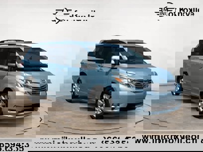 Used 2017 Toyota Sienna XLE