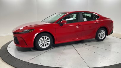 New 2025 Toyota Camry LE