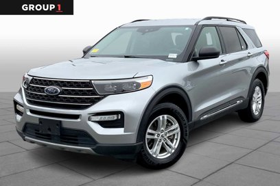 Certified 2023 Ford Explorer XLT w/ Equipment Group 202A