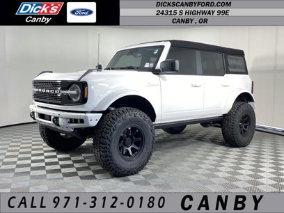New 2023 Ford Bronco Badlands w/ Sasquatch Package