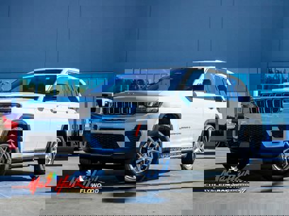 New 2025 Jeep Grand Cherokee Laredo X