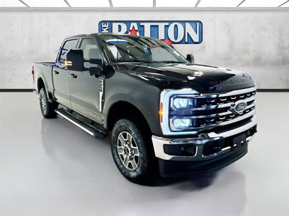 New 2025 Ford F250 Lariat w/ FX4 Off-Road Package