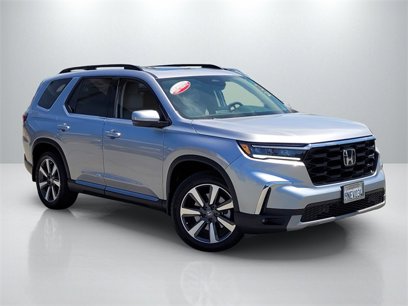 Certified 2025 Honda Pilot Touring