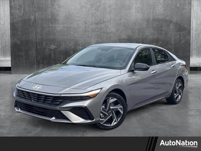 New 2025 Hyundai Elantra SEL