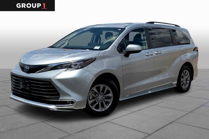 Certified 2024 Toyota Sienna XLE