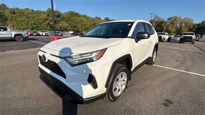 New 2025 Toyota RAV4 LE