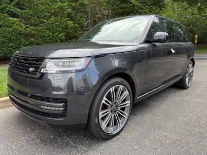 New 2025 Land Rover Range Rover Long Wheelbase SE