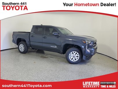 New 2025 Toyota Tacoma SR5