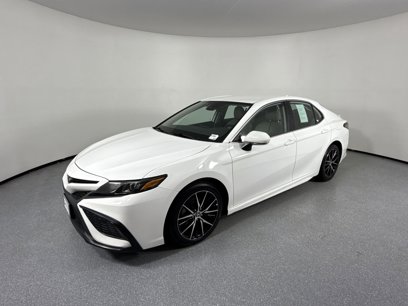 Used 2022 Toyota Camry SE