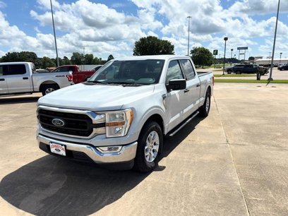 Used 2022 Ford F150 XLT w/ Equipment Group 301A Mid