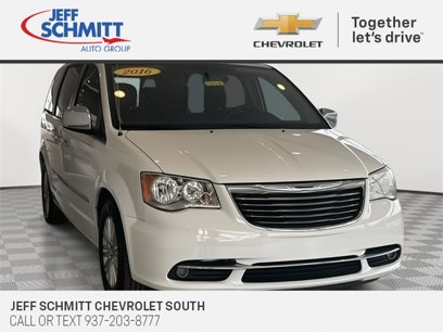 Used 2016 Chrysler Town & Country Limited