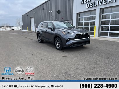 Used 2023 Toyota Highlander XLE
