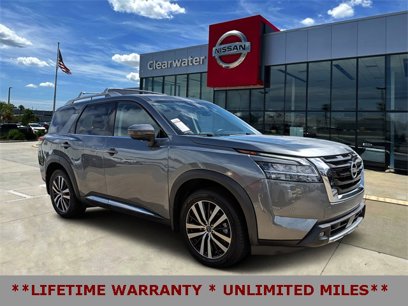 Used 2024 Nissan Pathfinder Platinum w/ Cargo Package