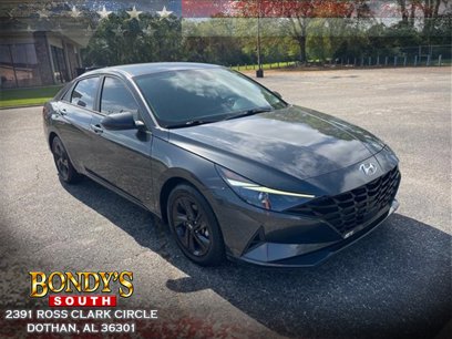 Used 2021 Hyundai Elantra SEL w/ Convenience Package