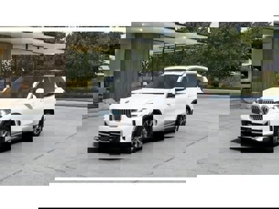 New 2026 BMW X5 xDrive40i w/ Premium Package