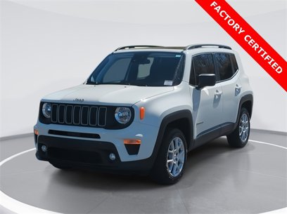 Certified 2023 Jeep Renegade Latitude w/ Sun & Fun Group