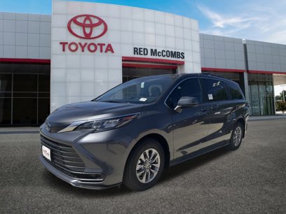 New 2025 Toyota Sienna LE