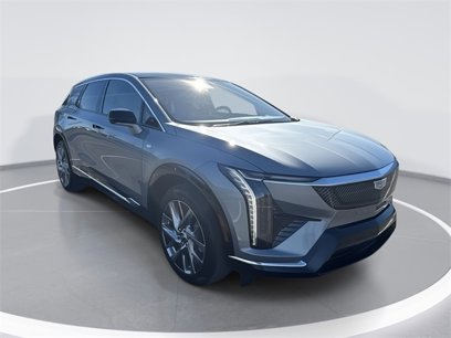 New 2025 Cadillac Optiq Luxury 1 w/ LPO, Floor Liner Package