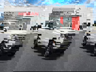 New 2025 Nissan Frontier SV
