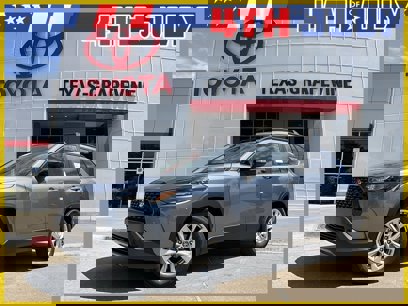 New 2025 Toyota Corolla Cross LE