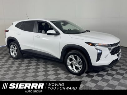 Used 2024 Chevrolet Trax LS w/ LS Convenience Package