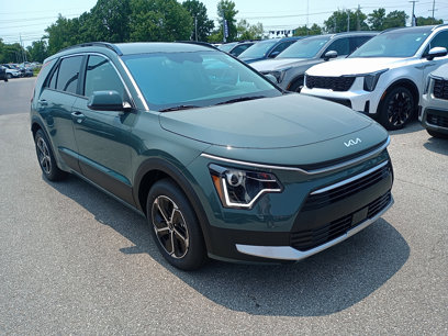 New 2025 Kia Niro EX