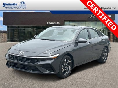 Used 2024 Hyundai Elantra SEL w/ Convenience Package