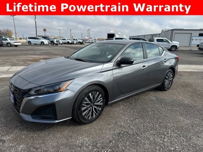 Used 2024 Nissan Altima 2.5 SV