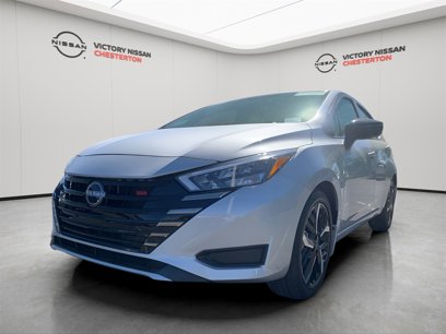 New 2025 Nissan Versa SR w/ Trunk Package