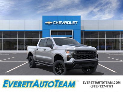 New 2025 Chevrolet Silverado 1500 Custom Trail Boss w/ Turbomax Blackout Package