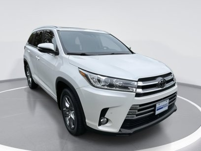 Used 2018 Toyota Highlander Limited Platinum