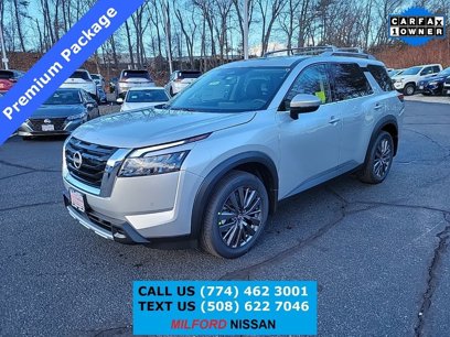 Used 2025 Nissan Pathfinder SL w/ SL Premium Package