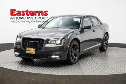 Used 2023 Chrysler 300 S