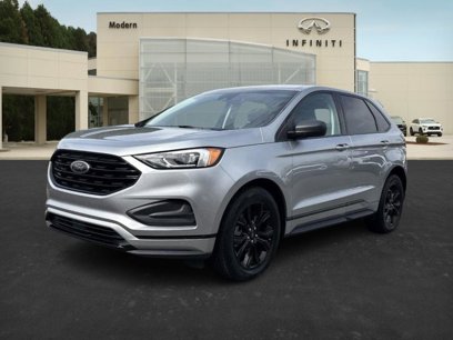 Used 2022 Ford Edge SE w/ Black Appearance Package