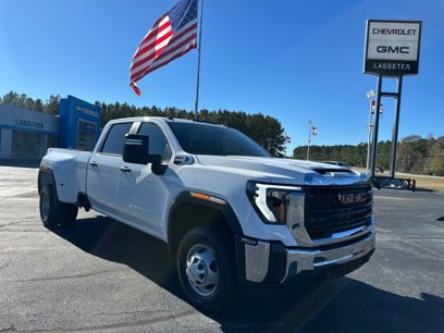 New 2025 GMC Sierra 3500 Pro w/ Convenience Package