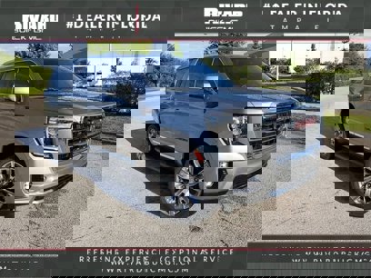 Used 2023 GMC Yukon SLT w/ SLT Premium Package