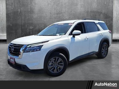 Used 2024 Nissan Pathfinder SV