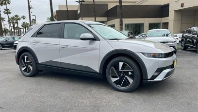 New 2025 Hyundai Ioniq 5 SE