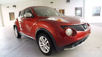 Used 2012 Nissan Juke SL w/ Chrome Pkg