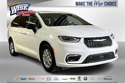New 2025 Chrysler Pacifica Select