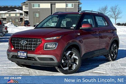 New 2025 Hyundai Venue SEL