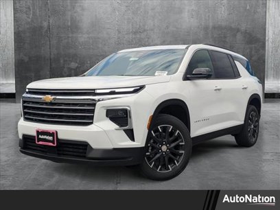 New 2025 Chevrolet Traverse LT w/ Sun and Wheel Package