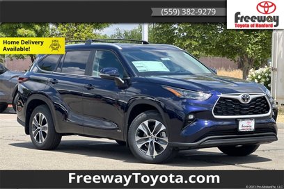 New 2025 Toyota Highlander XLE