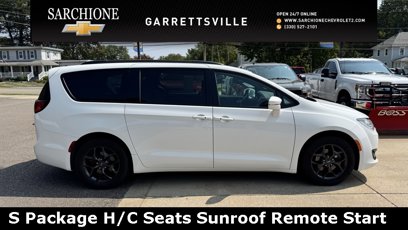 Used 2019 Chrysler Pacifica Limited w/ S Appearance Package