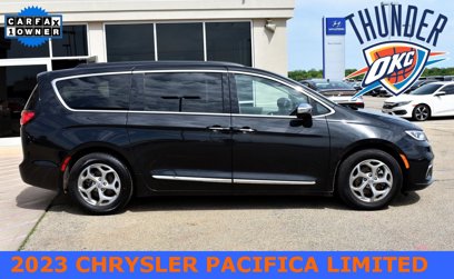 Used 2023 Chrysler Pacifica Limited